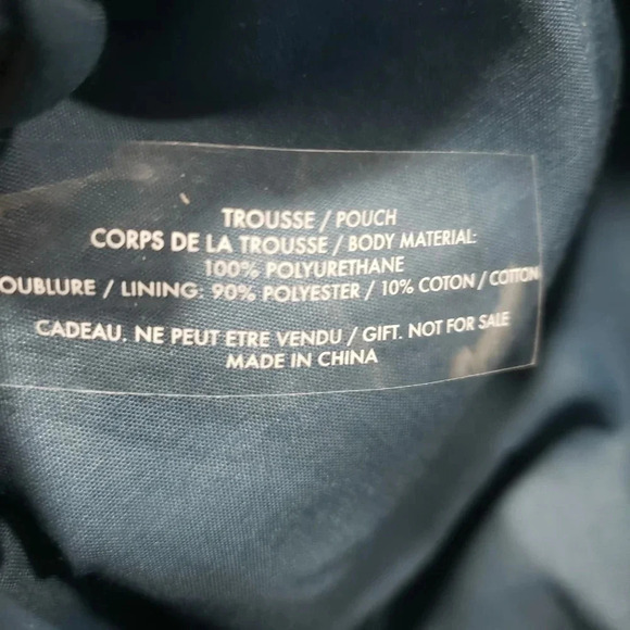 Dolce &  Gabbana Light Blue Parfume/Cosmetic Pouch. - Picture 3 of 8